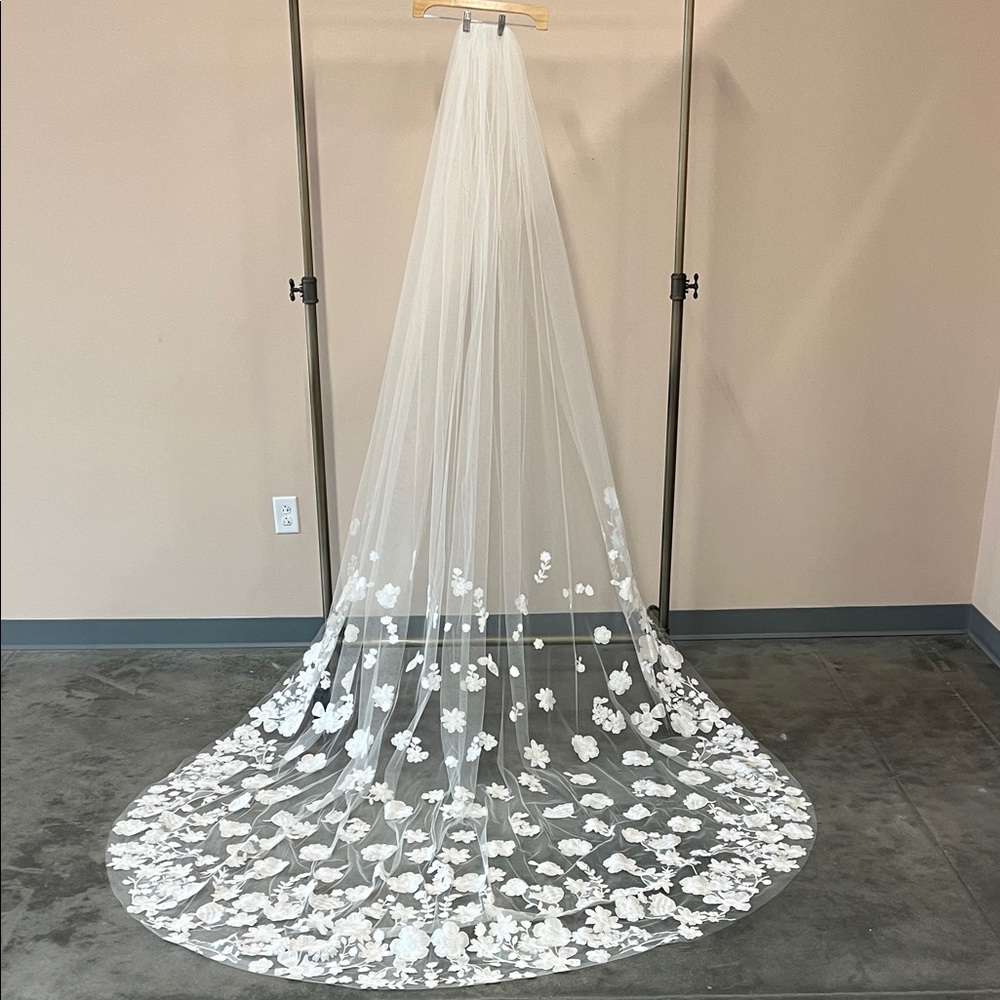 Faith veil by Rita Vinieris